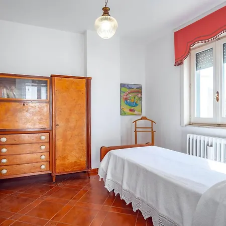 Appartement Domus Perrone Liberty Large Squinzano